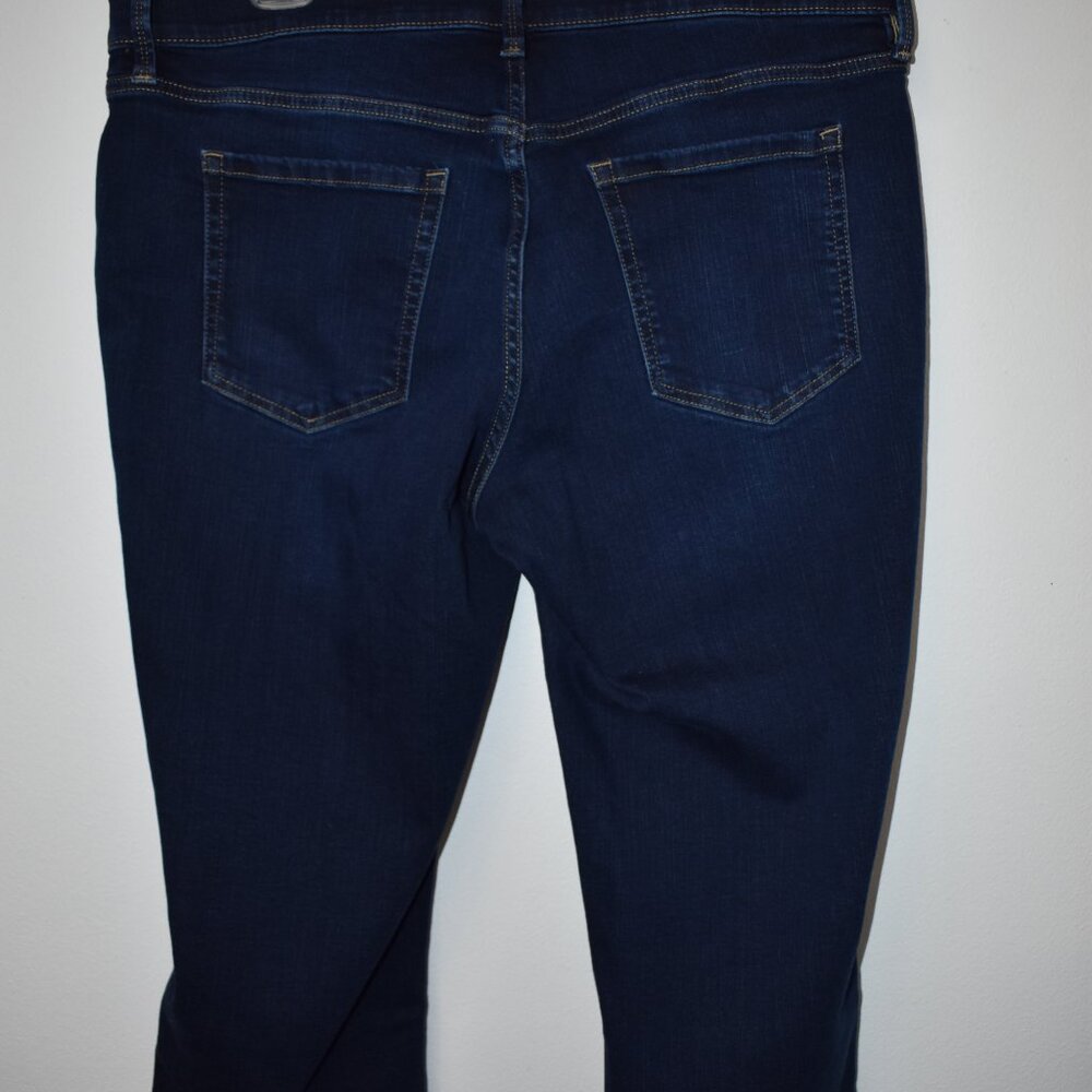 Liz Claiborne Sara Crop Mid Rise Capri Size 14 - Picture 8 of 8
